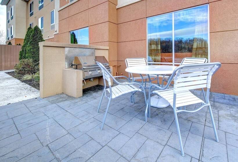 Отель Fairfield Inn & Suites By Marriott Harrisburg West/new Cumberland