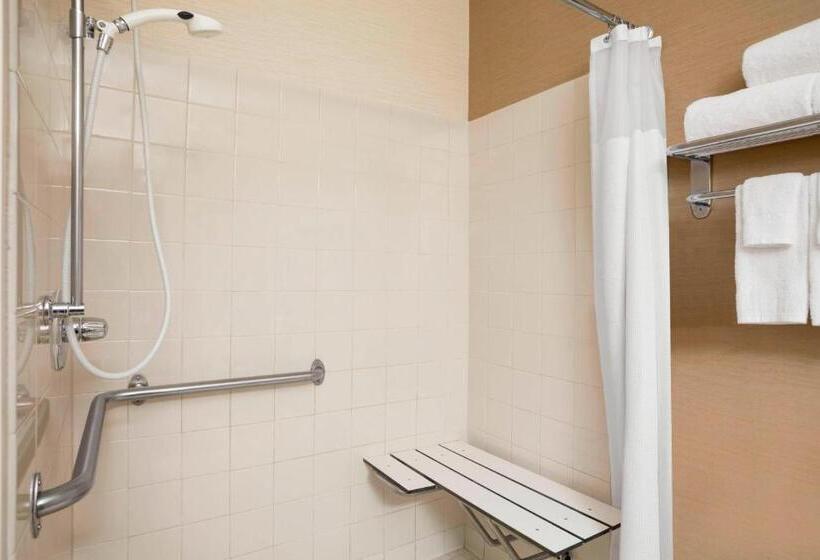 هتل Fairfield Inn & Suites Minneapolisst. Paul Airport