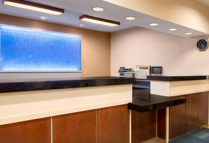 Отель Fairfield Inn & Suites Minneapolisst. Paul Airport