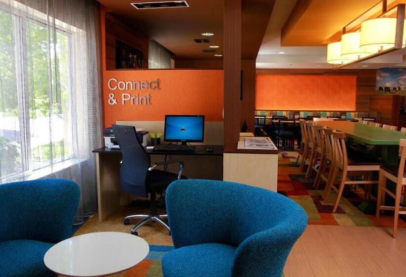 酒店 Fairfield Inn & Suites Traverse City