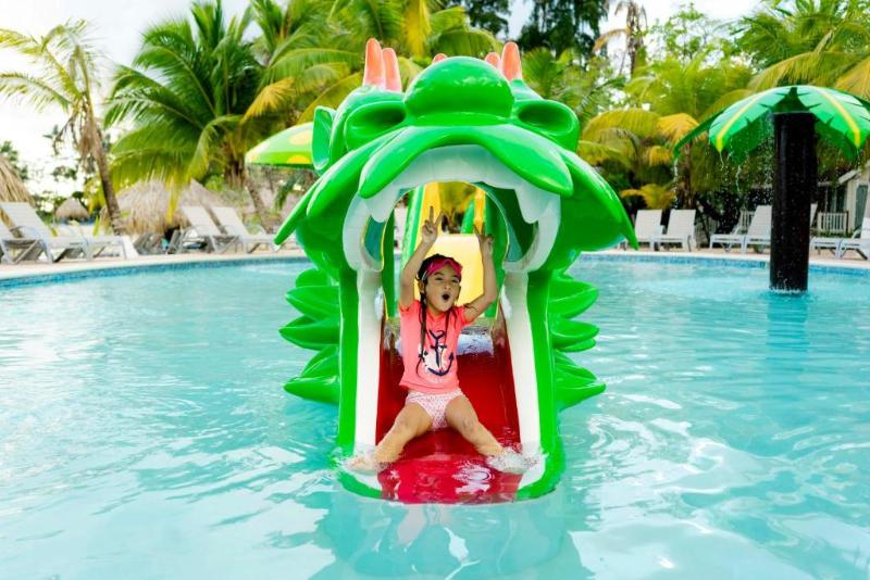 בית מלון כפרי Fantasy Island Dive Resort