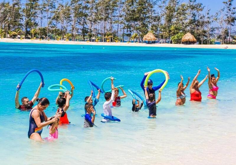 בית מלון כפרי Fantasy Island Dive Resort