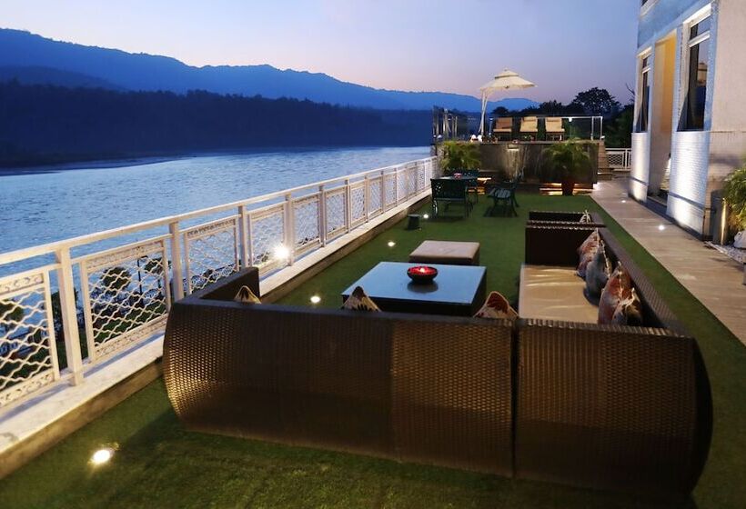 酒店 Ganga Kinare A Riverside Boutique Resort, Rishikesh