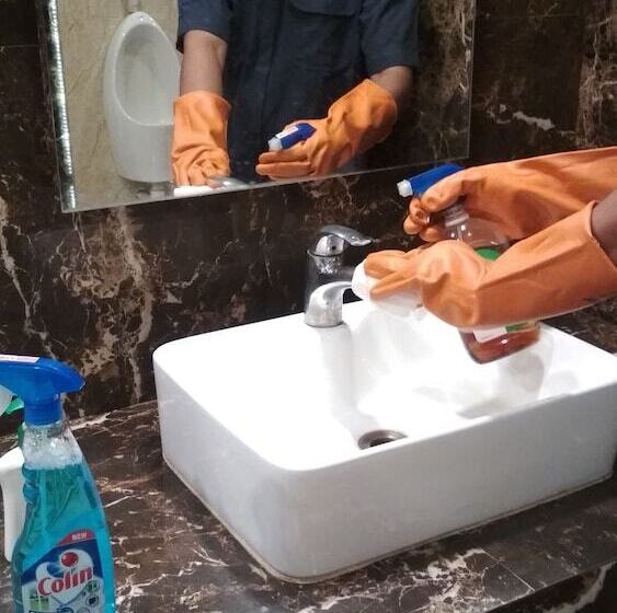 Grand Continental Hotel