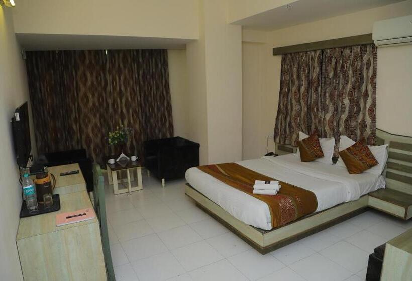 Отель Grand Tower