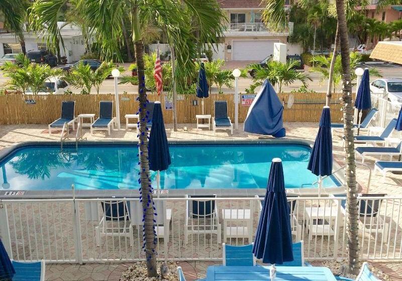 فندق Great Escape Inn By Lowkl