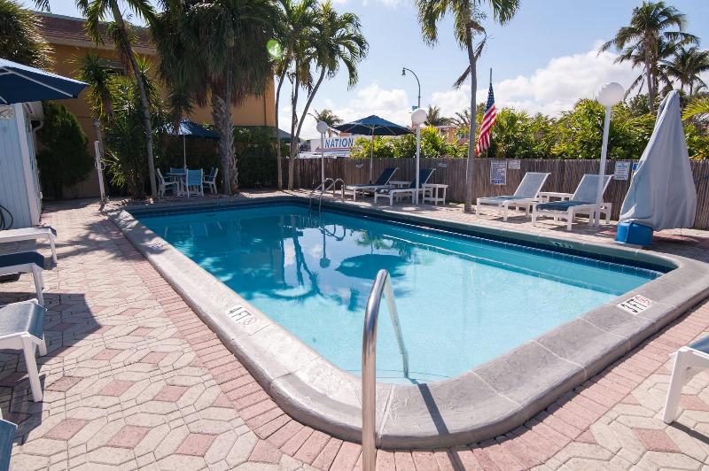 فندق Great Escape Inn By Lowkl