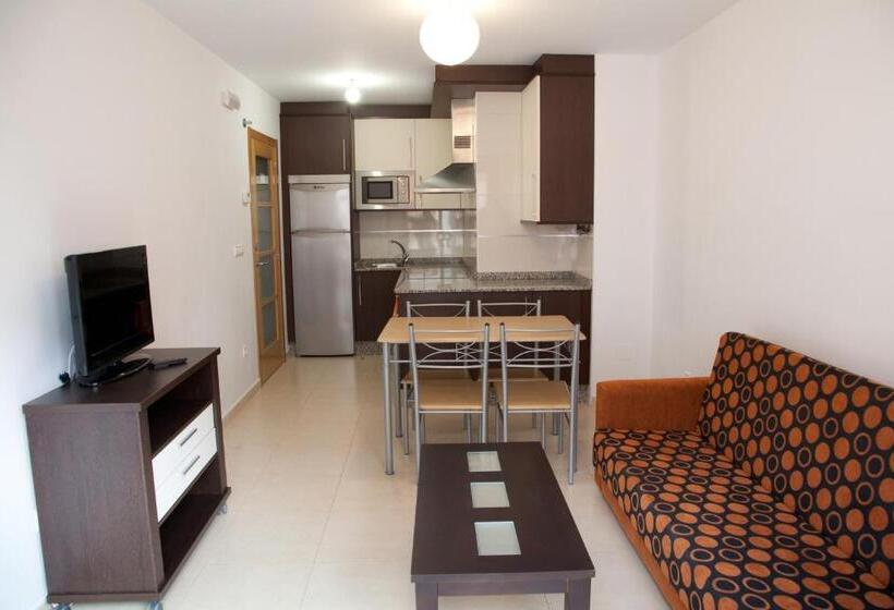 فندق Hostal Casasnovas