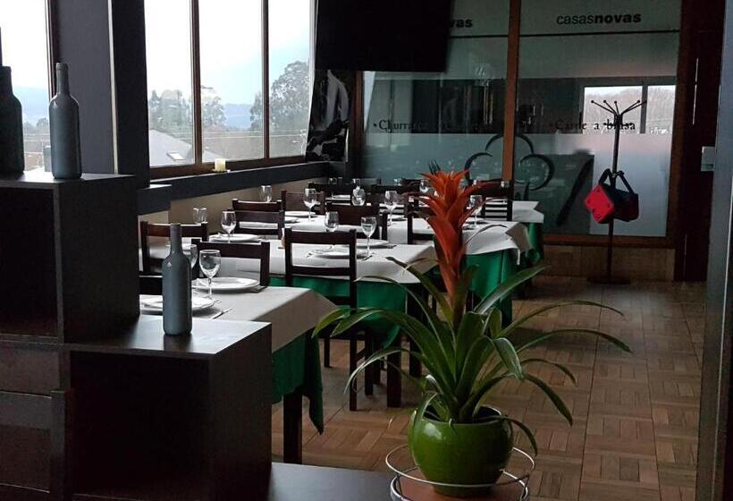 فندق Hostal Casasnovas