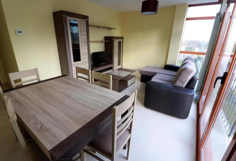 فندق Hostal Casasnovas