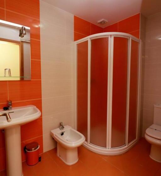 فندق Hostal Casasnovas