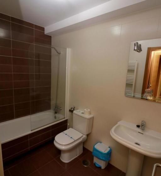 فندق Hostal Casasnovas