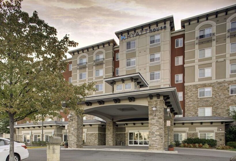 Отель Hyatt House Sterling/dulles Airport North