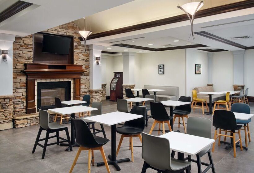 Отель Hyatt House Sterling/dulles Airport North