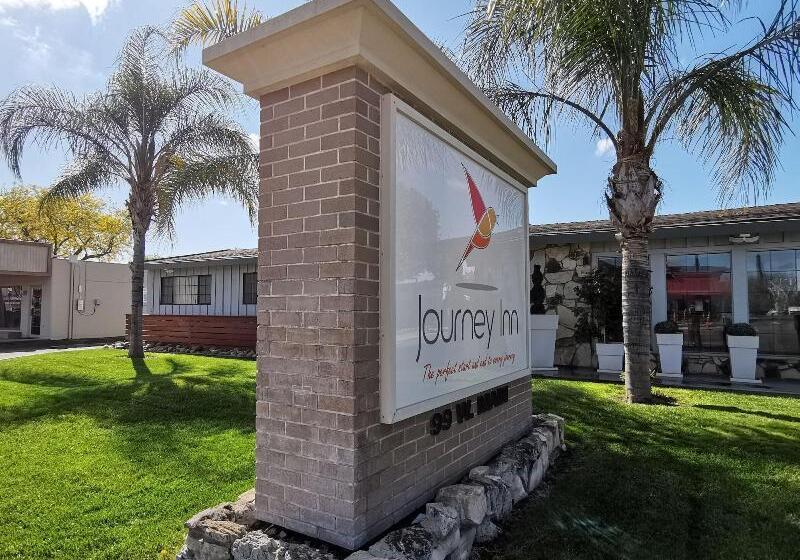 Отель Journey Inn