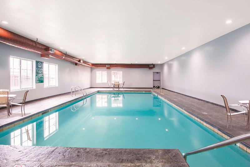 בית מלון כפרי La Quinta By Wyndham Tulsa Airport / Expo Square