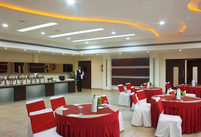 호텔 Legend Sarovar Portico