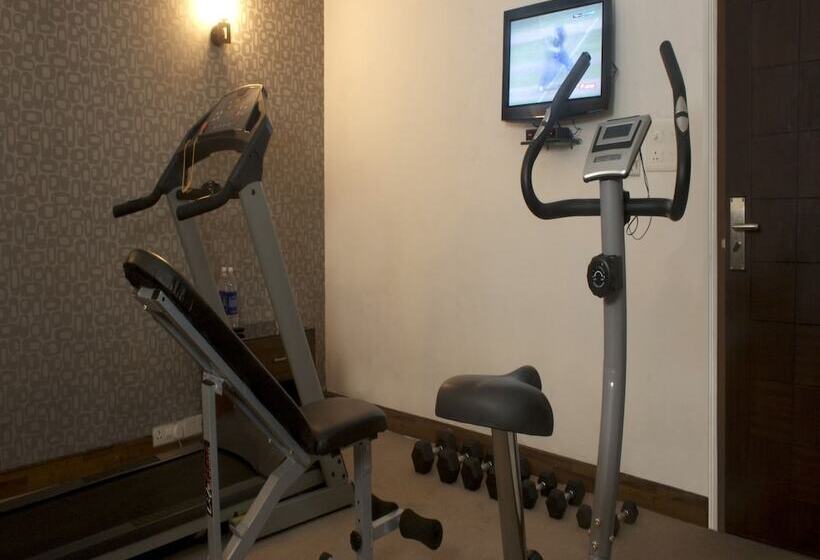 호텔 Legend Sarovar Portico