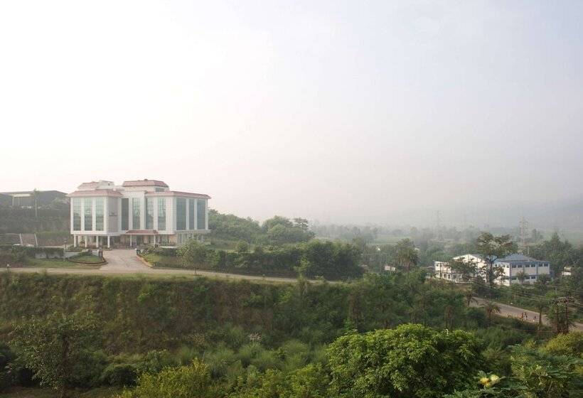 호텔 Legend Sarovar Portico