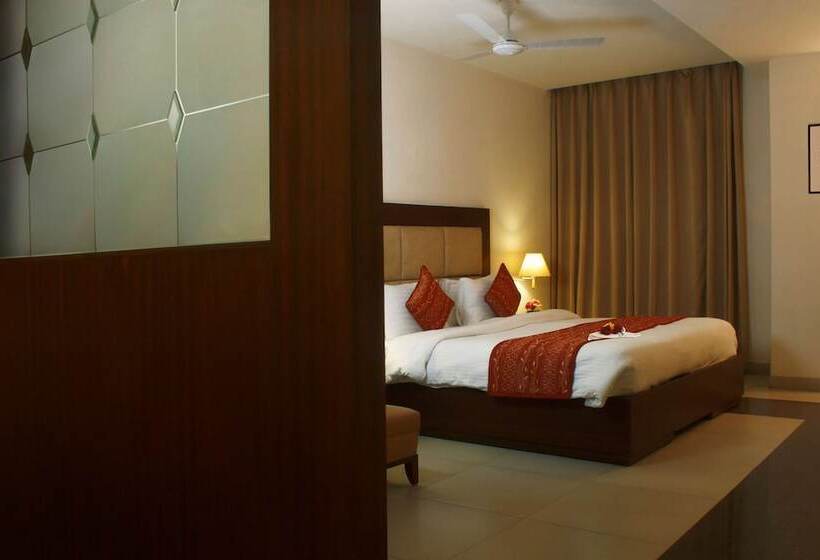 호텔 Legend Sarovar Portico