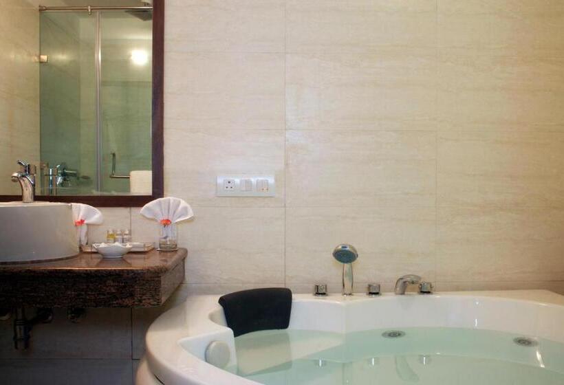 호텔 Legend Sarovar Portico