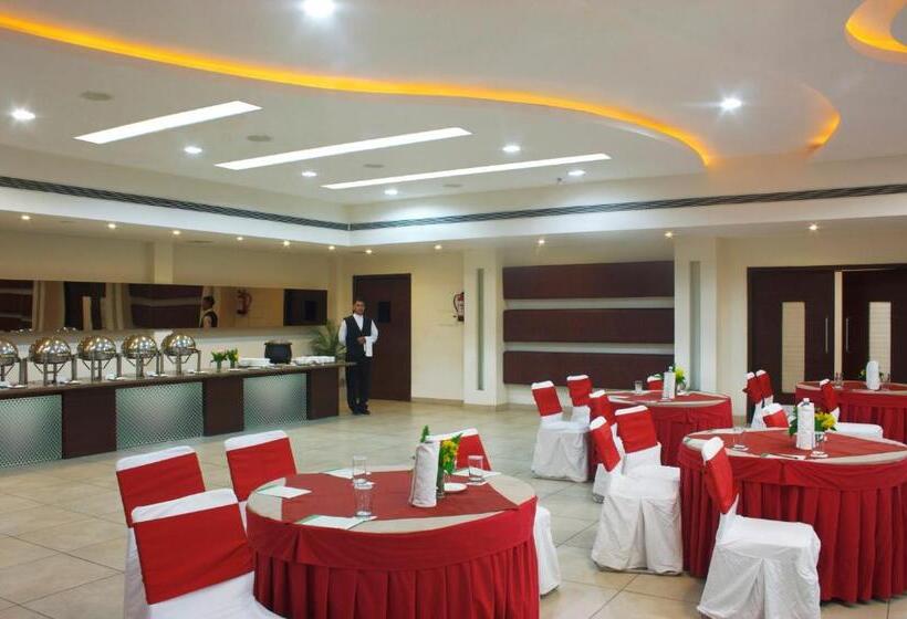 호텔 Legend Sarovar Portico