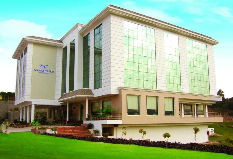 호텔 Legend Sarovar Portico