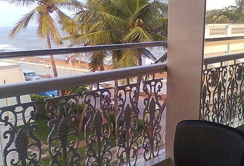 בית מלון כפרי Lotus Bay View