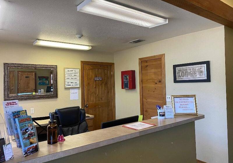 فندق New Hochatown Lodge