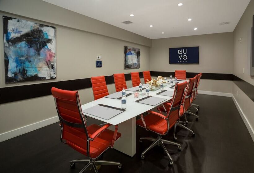 فندق Nuvo Suites