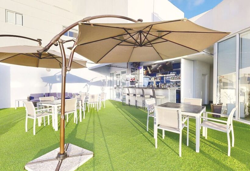 فندق Nuvo Suites