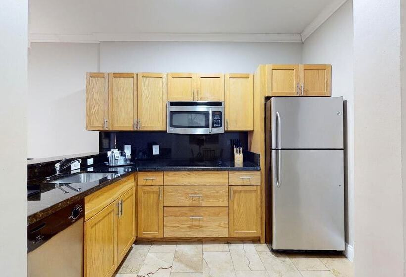 فندق Nuvo Suites