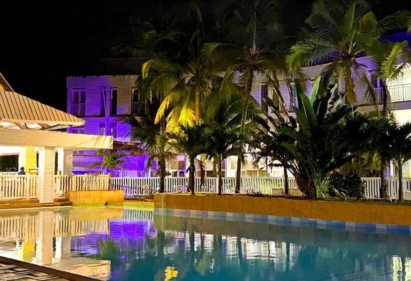 호텔 On Vacation Blue Cove