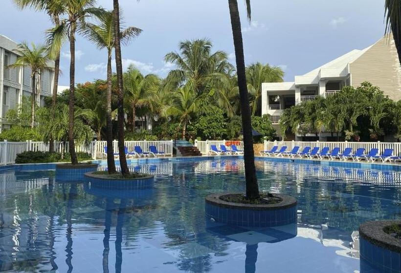 호텔 On Vacation Blue Cove