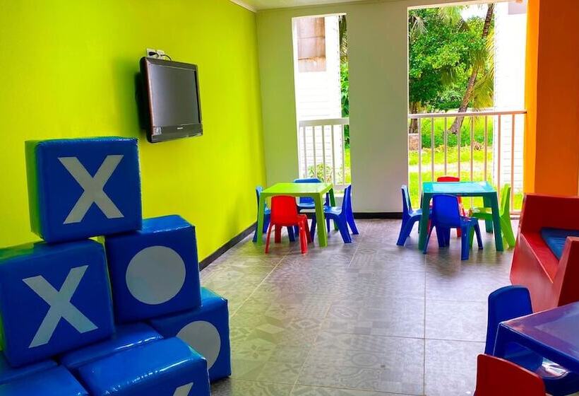 호텔 On Vacation Blue Cove