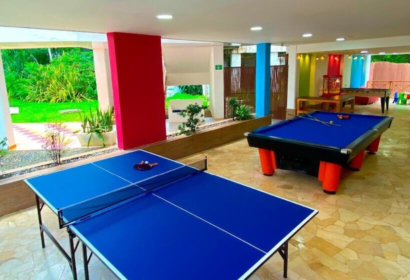 호텔 On Vacation Blue Cove