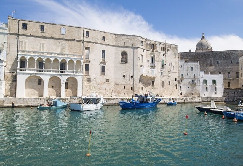 בית מלון כפרי Palazzo Indelli