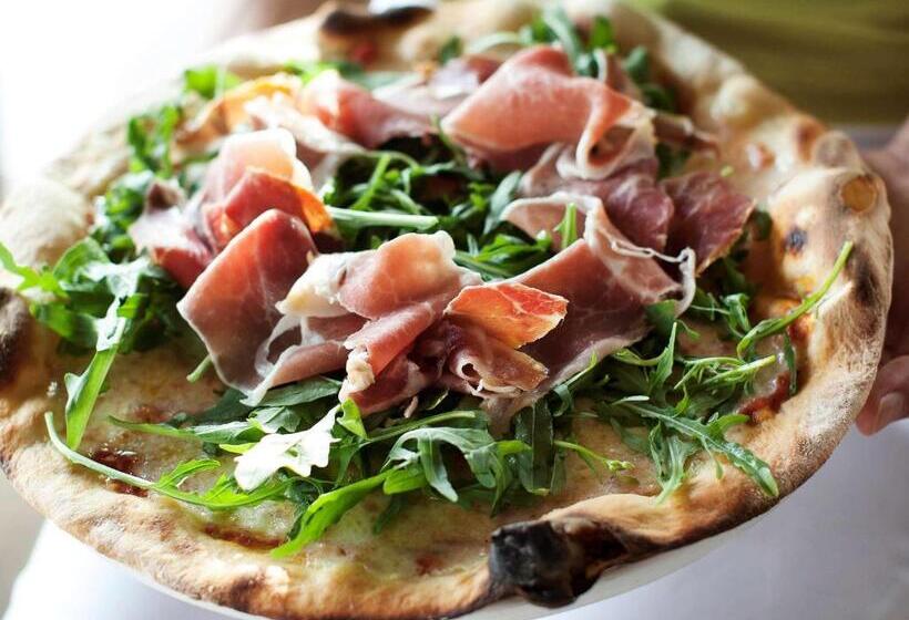 בית מלון כפרי Pullman Phuket Arcadia Naithon Beach