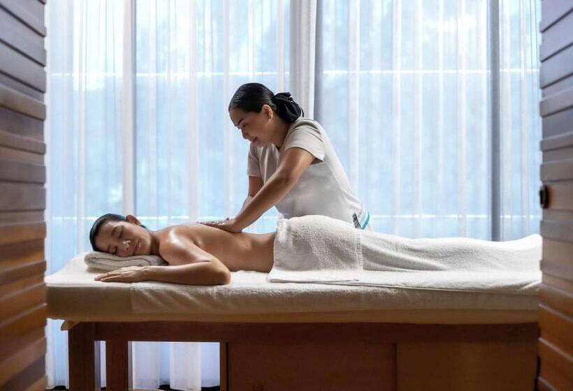 בית מלון כפרי Pullman Phuket Arcadia Naithon Beach