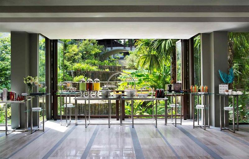 בית מלון כפרי Pullman Phuket Arcadia Naithon Beach