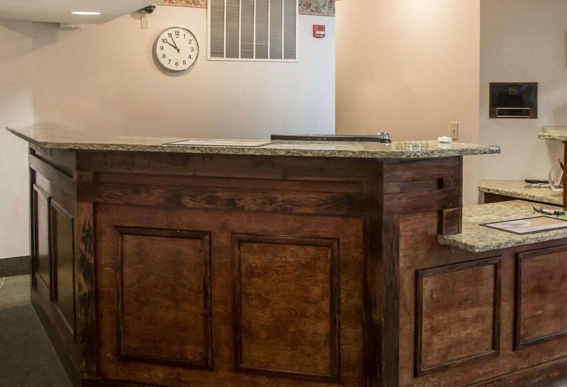 فندق Quality Inn & Suites Loves Park Near Rockford