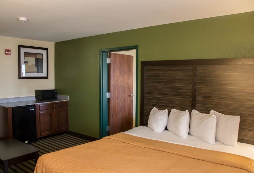 فندق Quality Inn & Suites Loves Park Near Rockford