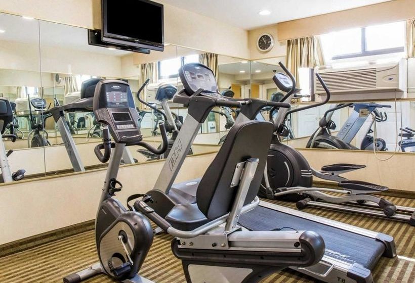 فندق Quality Inn Woodside