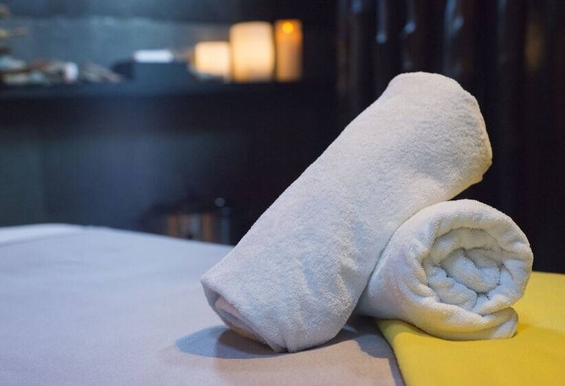 فندق Remota Patagonia Lodge