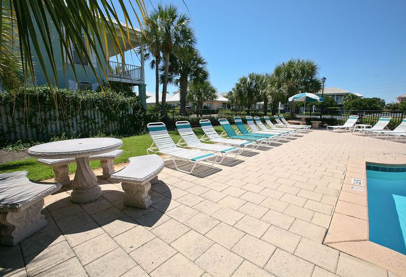 Hotel Resortquest Rentals At Emerald Shores