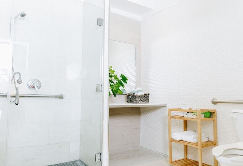 בית מלון כפרי Riviere South Beach