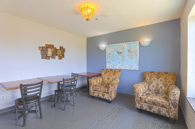 هتل Siletz Bay Lodge