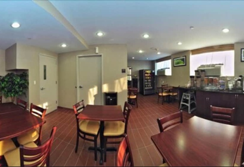 בית מלון כפרי Sleep Inn Jfk Airport Rockaway Blvd