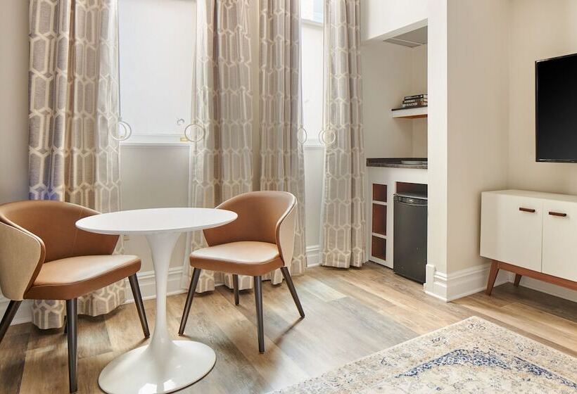 호텔 The Arco Powered By Sonder