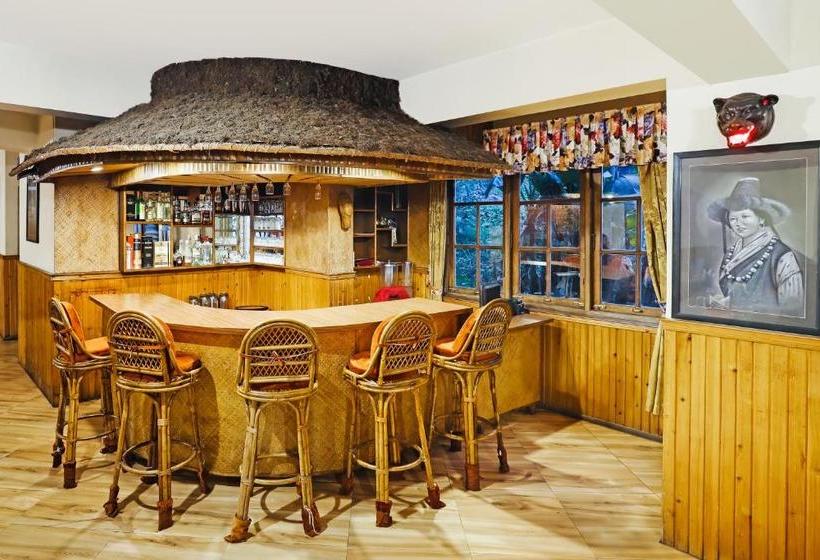 Отель Summit Newa Regency